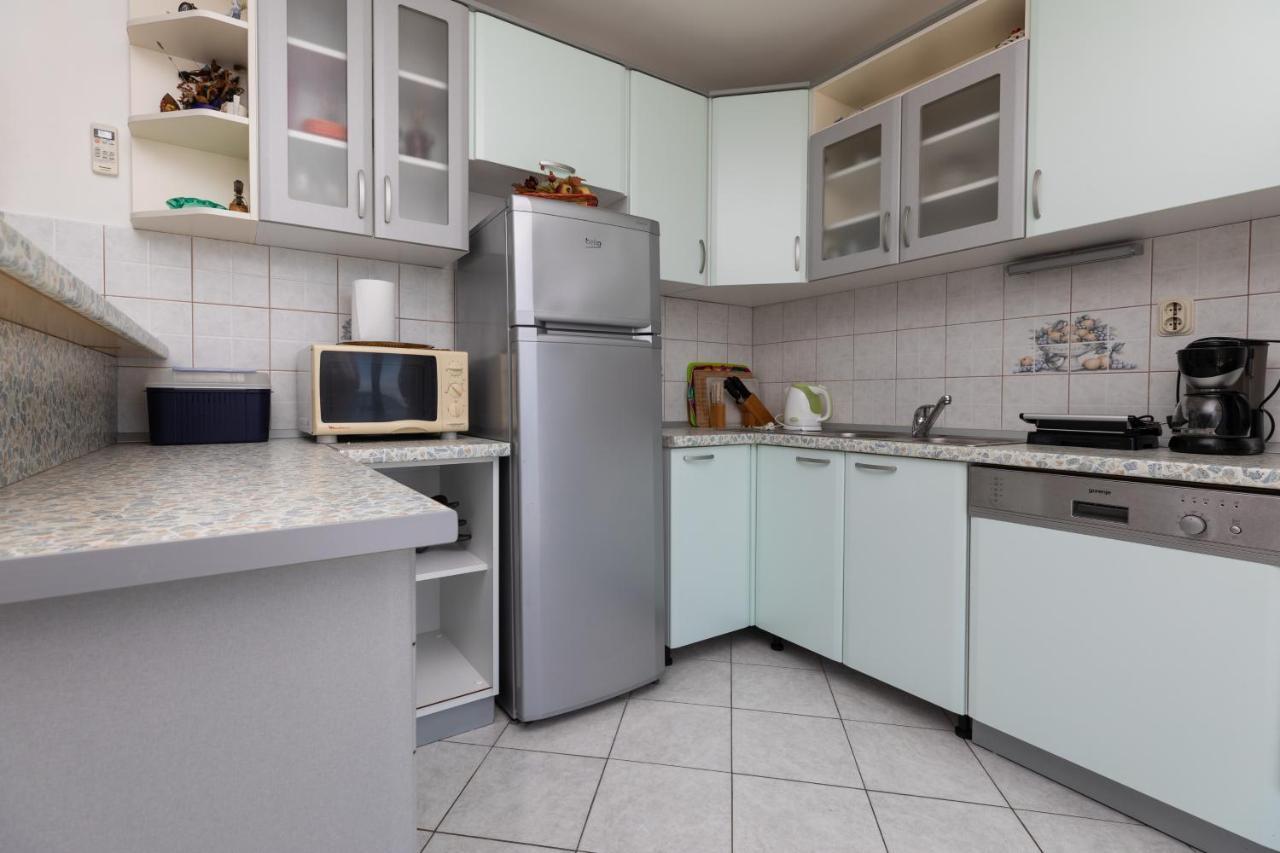 Apartments With A Parking Space Mimice, Omis - 2805 Exterior foto